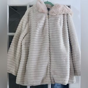 Ladies Don’t Let The Winter Pass Without It